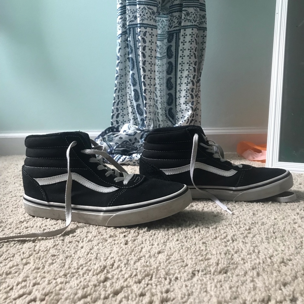 black vans